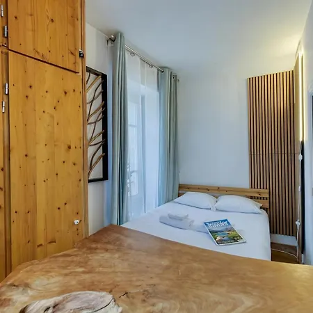 Chez Aline Chic Central Chamonix 1Br W/ Brevent Views - Happy Rentals Apartament Chamonix